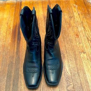 Ariat Mens Cowboy Boots size 9 1/2 D